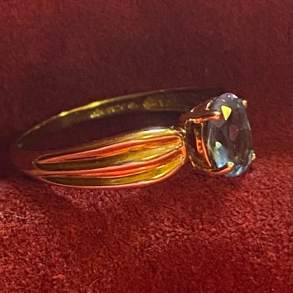 Solid 10K Gold Aquamarine Ring 9